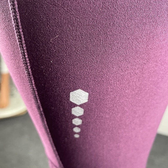 *Nike Women’s Plum DRI-FIT Training Matching Set Sz M - Picture 14 of 17